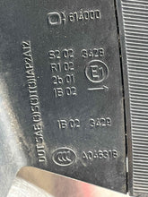 Load image into Gallery viewer, OUTER TAIL LIGHT LAMP E250 Van E250D E300 E350 E400 E550 E63 14-17 Right - NW631237