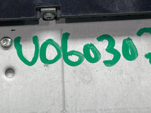 Load image into Gallery viewer, Radio Jeep Compass 2021 - NW631556