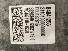 Load image into Gallery viewer, AC Compressor SIERRA DENALI 2500 2021 - NW632045