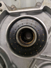 Load image into Gallery viewer, TRANSFER CASE 228I 320i 328D 328i 328I GT 335i 335i GT 428i 435i 12-15 - NW633478