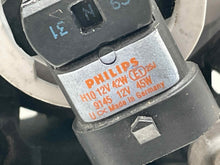 Load image into Gallery viewer, FOG LIGHT Challenger Charger Caravan Sebring 2005 05 2006 06 07 08 09 - NW634088