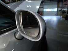 Load image into Gallery viewer, SIDE VIEW DOOR MIRROR Challenger 2008 08 2009 09 2010 10 Right - NW633961