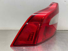 Load image into Gallery viewer, TAIL LIGHT LAMP ASSEMBLY Volvo S80 07 08 09 10 11 12 13 Left - NW634448