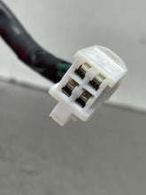 Load image into Gallery viewer, OUTER TAIL LIGHT LAMP Subaru Legacy 2005 05 2006 06 2007 07 Right - NW635398