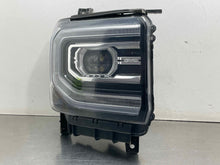Load image into Gallery viewer, Headlight Lamp Assembly SIERRA DENALI 1500 2017 - NW635455