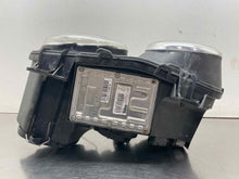 Load image into Gallery viewer, Headlight Lamp Assembly Jaguar XJ8 2004 - NW635732