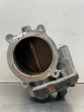 Load image into Gallery viewer, THROTTLE BODY Escaldes Silverado Tahoe Hummer Sierra 2500 Pickup 2009 09 10 11 - NW636038