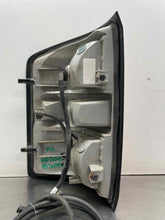 Load image into Gallery viewer, TAIL LIGHT LAMP ASSEMBLY Sierra 1500 Pickup Sierra 2500 14-15 Right - NW636042