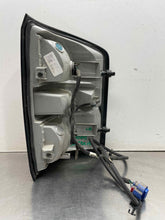 Load image into Gallery viewer, TAIL LIGHT LAMP ASSEMBLY Sierra 1500 Pickup Sierra 2500 14-15 Left - NW636095