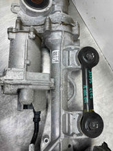 Load image into Gallery viewer, Steering Gear Rack SILVERADO 1500 PICKUP 2022 - NW636148