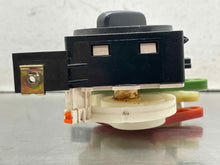 Load image into Gallery viewer, Temp Climate AC Heater Control BMW Z3 1996 96 1997 97 1998 98 99 - 02 - NW636334