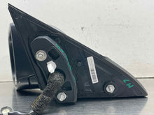 Load image into Gallery viewer, Side View Door Mirror Honda HR-V 2022 - NW637367