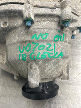 Load image into Gallery viewer, TRANSFER CASE ML320 ML350 ML550 E320 E350 GL450 06 07 08 09 - 12 - NW637437