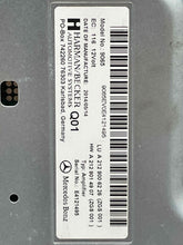 Load image into Gallery viewer, AMPLIFIER E250 Van C250 C300 C350 C63 CLS550 CLS63 E250D E300 12-15 - NW637732