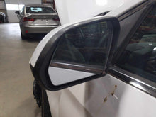 Load image into Gallery viewer, SIDE VIEW DOOR MIRROR Sonata Sonata Hybrid 2018 18 2019 19 Left - NW638322