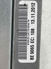 Load image into Gallery viewer, AMPLIFIER E250 Van C250 C300 C350 C63 CLS550 CLS63 E250D E300 12-15 - NW638384