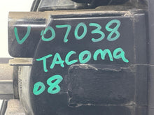 Load image into Gallery viewer, TAIL LIGHT LAMP ASSEMBLY Toyota Tacoma 2005-2015 Right - NW638603