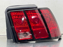 Load image into Gallery viewer, TAIL LIGHT LAMP ASSEMBLY Ford Mustang 99 00 01 02 03 04 Right - NW639121
