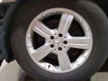 Load image into Gallery viewer, WHEEL RIM Gl320 Gl450 Gl550 07 08 18x8 - NW639477
