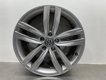 Load image into Gallery viewer, Wheel Rim Volkswagen Golf 2017 - NW640075