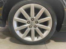 Load image into Gallery viewer, Wheel Rim Jaguar XK8 2006 - NW640756