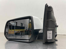 Load image into Gallery viewer, Side View Door Mirror GMC Acadia 2017 - NW641074