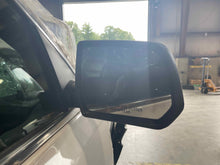 Load image into Gallery viewer, SIDE VIEW DOOR MIRROR GMC Acadia 2017 17 2018 18 2019 19 Right - NW641187