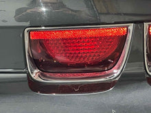 Load image into Gallery viewer, TAIL LIGHT LAMP ASSEMBLY Chevrolet Camaro 10 11 12 13 Right - NW642355