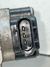 Load image into Gallery viewer, THROTTLE BODY Sable Taurus 2000 00 2001 01 2002 02 2003 03 2004 04 05 06 07 - NW642354