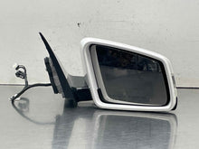 Load image into Gallery viewer, SIDE VIEW DOOR MIRROR E250D E300 E350 E400 E550 E63 2014 14 Right - NW642171