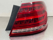 Load image into Gallery viewer, OUTER TAIL LIGHT LAMP E250 Van E250D E300 E350 E400 E550 E63 14-16 Right - NW642359