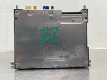Load image into Gallery viewer, RADIO Mercedes-Benz E300 E350 E400 E550 2017 17 2018 18 - NW642018