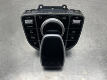 Load image into Gallery viewer, Radio MERCEDES E-CLASS 2017 - NW642019