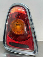 Load image into Gallery viewer, TAIL LAMP LIGHT - NW643734