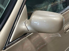 Load image into Gallery viewer, Side View Door Mirror Cadillac Deville 2005 - NW644442
