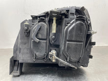 Load image into Gallery viewer, HEADLIGHT LAMP ASSEMBLY Deville DHS DTS 2004 04 2005 05 Right - NW644589