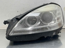 Load image into Gallery viewer, Headlight Lamp Assembly Mercedes-Benz SL500 2010 - NW645353