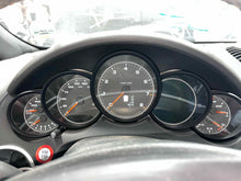 Load image into Gallery viewer, SPEEDOMETER CLUSTER Porsche Cayenne 2013 13 2014 14 - NW645022
