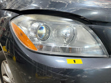Load image into Gallery viewer, HEADLIGHT LAMP ASSEMBLY ML350 ML450 ML550 ML63 12 13 14 15 Right - NW646239