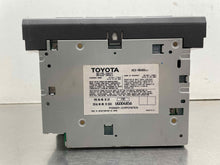 Load image into Gallery viewer, Radio LEXUS GS300 2001 - NW646939