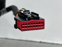 Load image into Gallery viewer, SIDE VIEW DOOR MIRROR Land Rover LR4 10 11 12 13 Left - NW646864