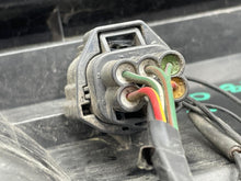 Load image into Gallery viewer, TAIL LIGHT LAMP ASSEMBLY Land Rover LR4 10 11 12 Right - NW647488