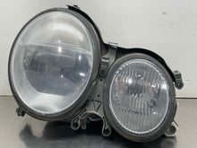 Load image into Gallery viewer, HEADLIGHT LAMP ASSEMBLY E320 E430 E500 E55 00 01 02 03 Right - NW647886
