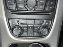 Load image into Gallery viewer, Temperature Controls Buick Verano 2016 - NW647881