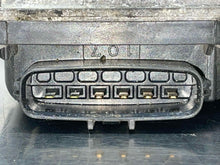 Load image into Gallery viewer, THROTTLE BODY Volvo S60 XC70 V70 2008 08 2009 09 2010 10 2011 11 - NW648774