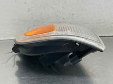 Load image into Gallery viewer, PARKLAMP 4 Runner 1996 96 1997 97 1998 98 Right - NW648608