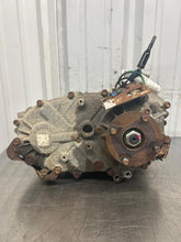 Load image into Gallery viewer, TRANSFER CASE 4 Runner Tacoma 96 97 98 99 00 - 02 03 04 - NW648880