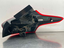 Load image into Gallery viewer, Tail Lamp Light FOCUS RS 2018 - NW649915