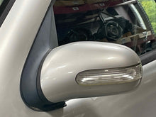 Load image into Gallery viewer, SIDE VIEW MIRROR ML320 ML350 2002 02 - 05 Left - NW650434