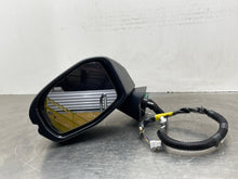 Load image into Gallery viewer, Side View Door Mirror Honda HR-V 2024 - NW650827